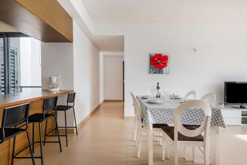 Cavalo Preto Premium Stays Quarteira Exterior foto